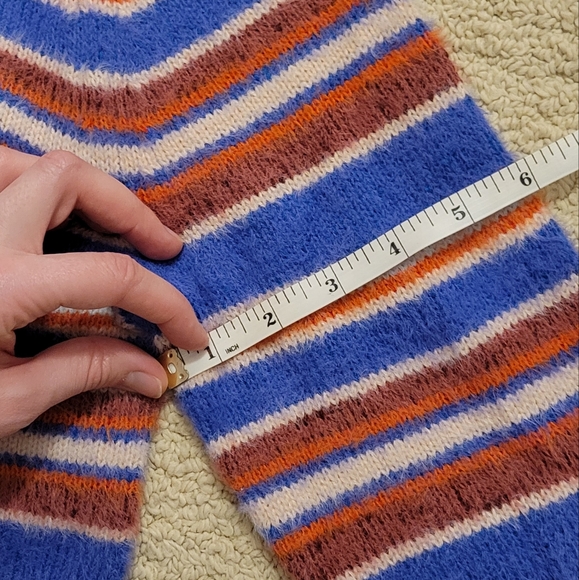 Urban Outfitters - Cleo Mock Neck Sweater - Picture 14 of 16